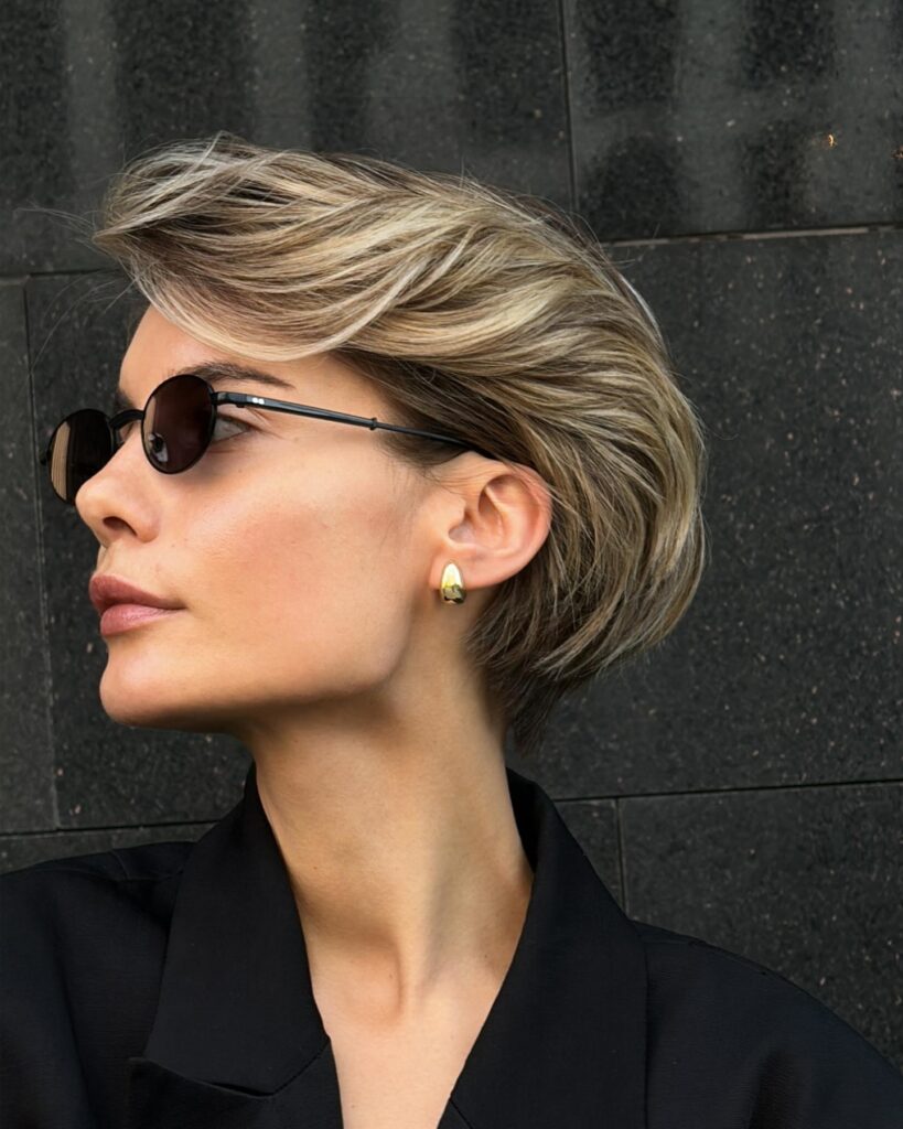 Wavy Micro Bob (Pixie Bob)