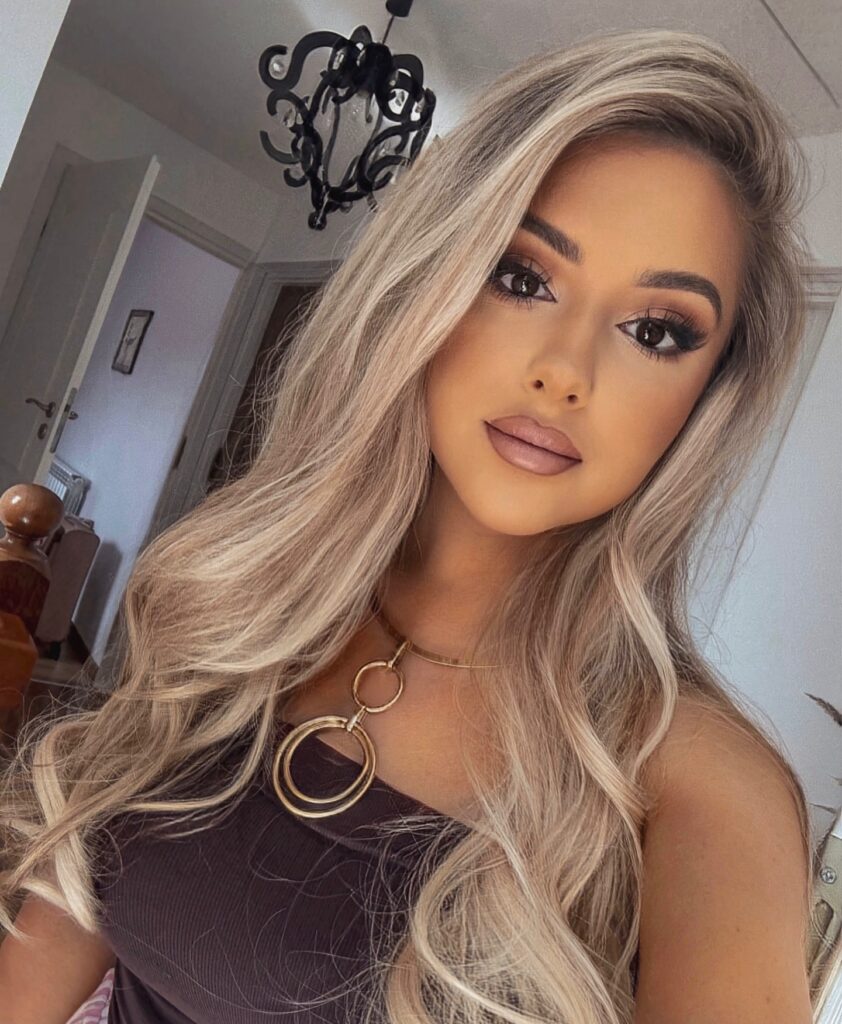 15 Best Date Night Hairstyles You Can Do at Home 1 Soft, Loose Waves