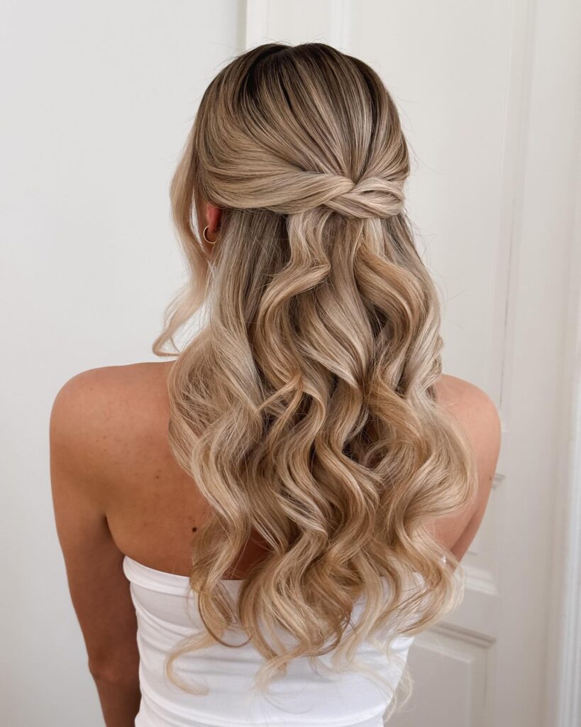 15 Best Date Night Hairstyles You Can Do at Home 3 Half-Up, Half-Down Hairstyle
