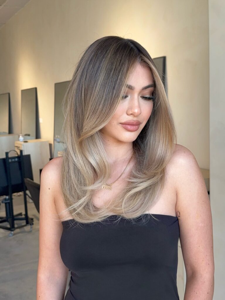 20 Best Fall Highlight Ideas for Brown Hair 26 Caramel highlights on Medium Brown Hair