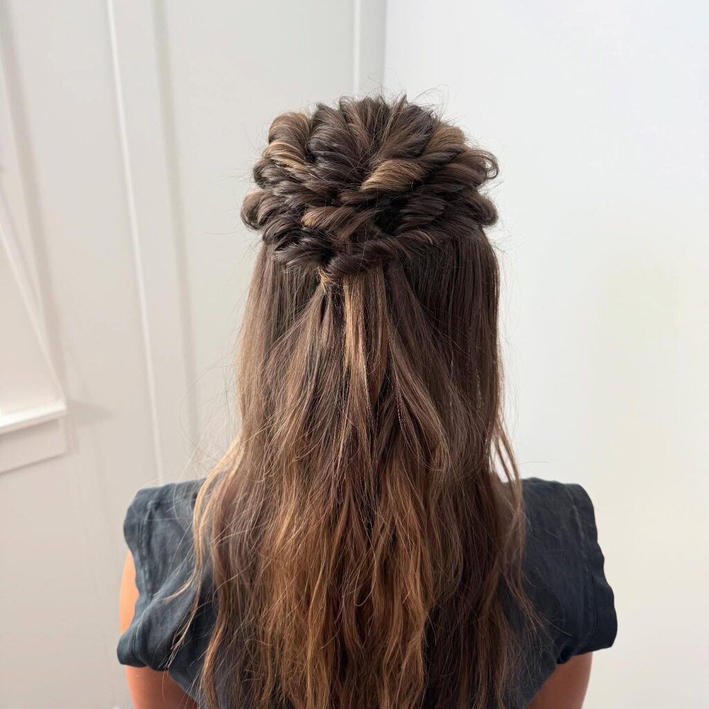  Twisted Elegance Half-Up