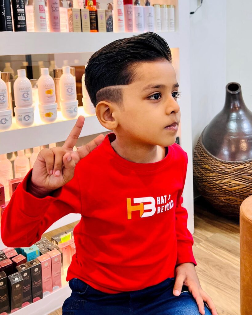 naturals unisex calicut 1680342039 3071254090138528233 23141366690 - Hairstyle Buddy