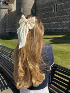 12 Quick Summer Vacation Hairstyles You Can Do in Minutes
