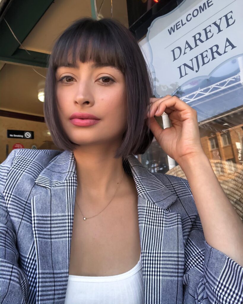 15 Chic Fall Haircuts to Try This Season 10 Blunt Bob with Fringe