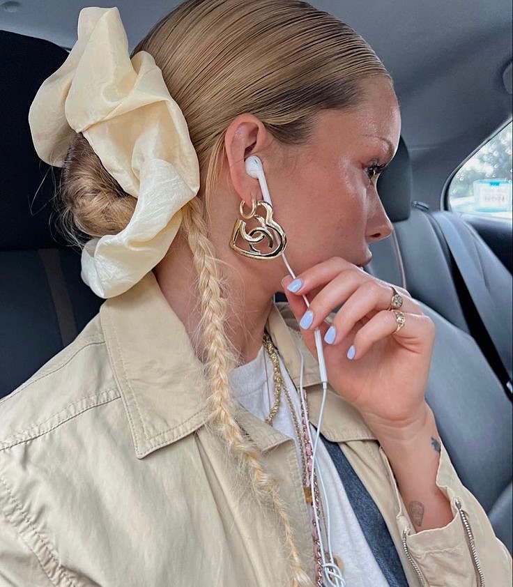 Y2K Accent Bun with Braids