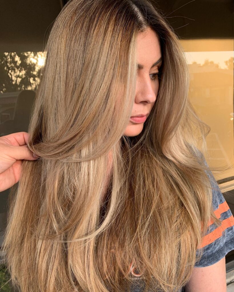 9 Fall Blonde Hair Colors to Match the Cozy Glow of Autumn 2 Autumn Blonde