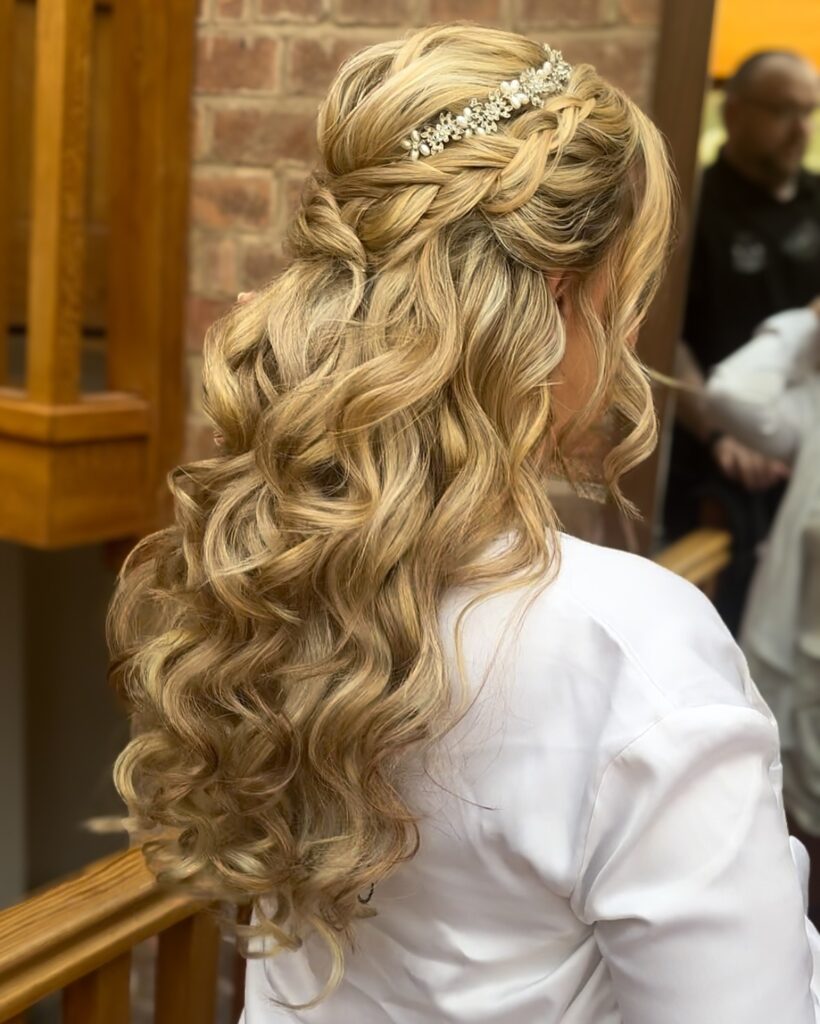12 Best Wedding Hairstyles in 2025: From Chic Updos to Flowing Waves 9 Boho Half-Up Braided Curls