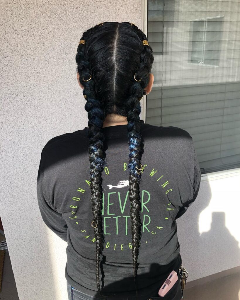 8 Winter Hair Braids That Will Upgrade Your Cold-Weather Look 1 Feed in Braids
