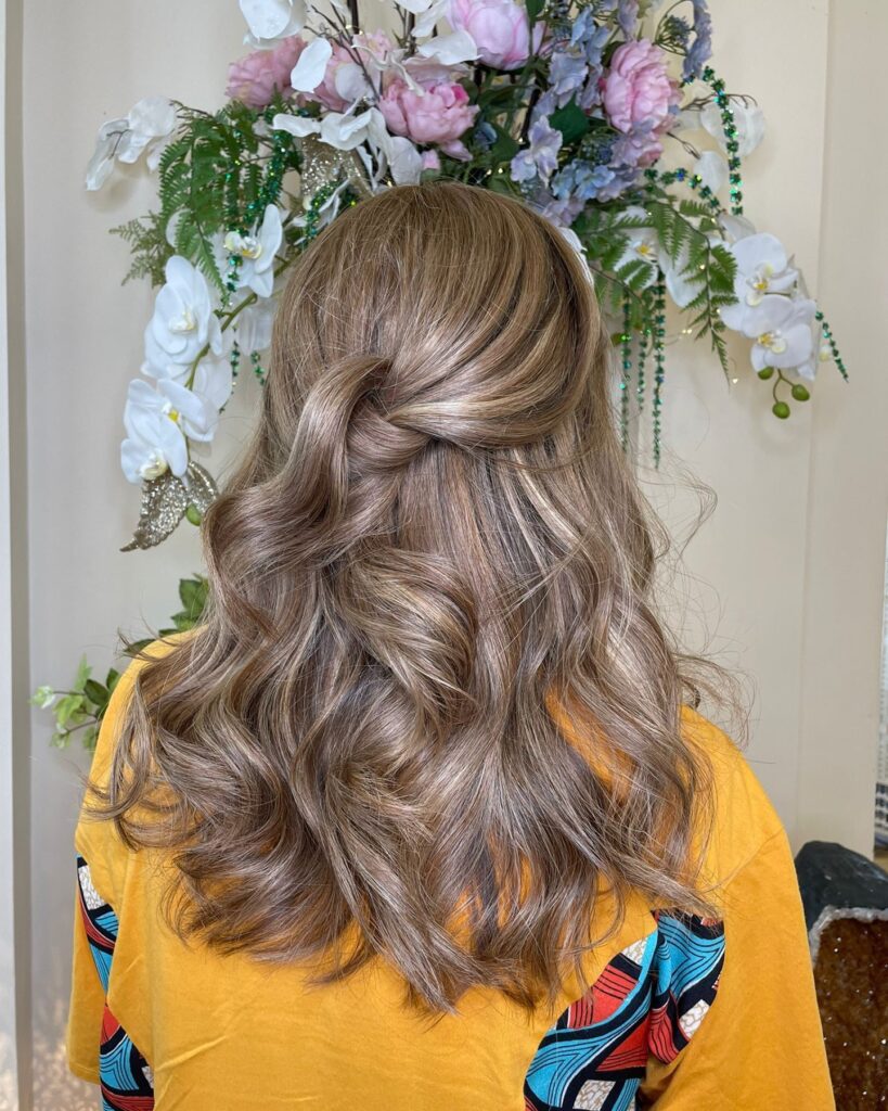 8 Gorgeous Hairstyles for Thin Hair That Add Body 6 Half Twisted Hair